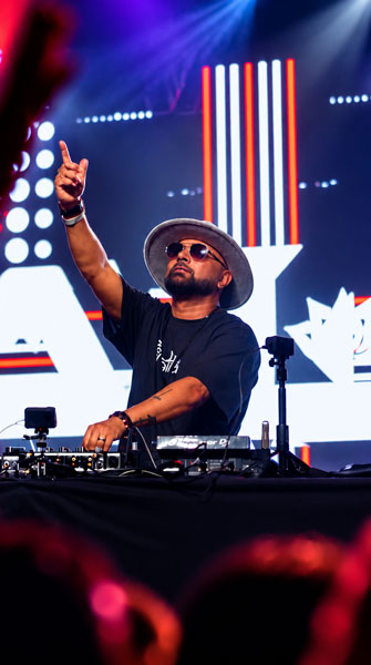 DJ ALX performing live